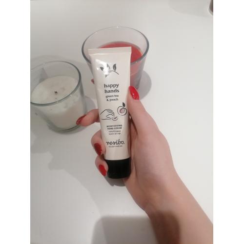 Resibo Happy Hands, Green Tea & Peach Moisturizing Hand Cream (Nawilżający krem do rąk `Zielona herbata i brzoskwinia`) - opinie | zdjęcie do recenzji od blondeinbeauty