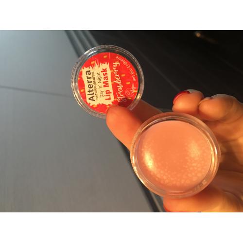 Alterra Day 'n' Night Lip Mask Strawberry mit Bio-Erdbeere (Maska do ust) - opinie | zdjęcie do recenzji od MartaSowka - 1