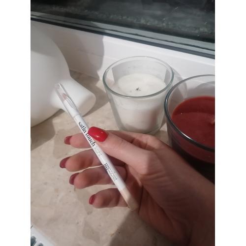 My Secret Satin Touch Khol (Kredka do powiek) - opinie | zdjęcie do recenzji od blondeinbeauty