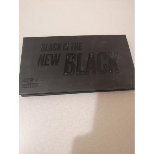 Makeup Obsession London Black Is The New Black Shadow Palette (Paleta 10 cieni do powiek) - opinie | zdjęcie do recenzji od Gosiagos87 - 1