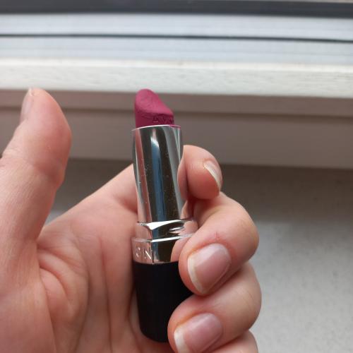 Avon True Color, Matte Lipstick (Matowa szminka do ust) - opinie | zdjęcie do recenzji od Medea05 - 1