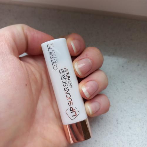 Catrice Lip Sugar Scrub And Balm (Sztyft pielęgnujący do ust) - opinie | zdjęcie do recenzji od Medea05