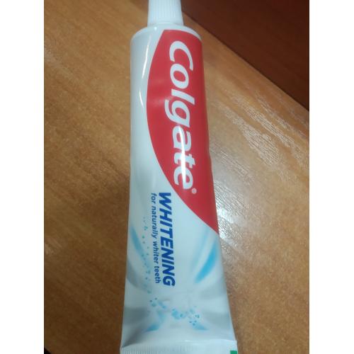 Colgate Whitening Toothpaste (Wybielająca pasta do zębów) - opinie | zdjęcie do recenzji od Gogo145 - 3