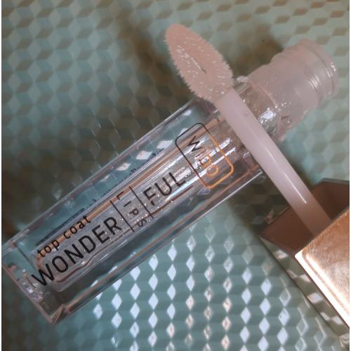 Wibo Wonderful Lips Top Coat (Błyszczący topper do ust) - opinie | zdjęcie do recenzji od Smerfeta83 - 1