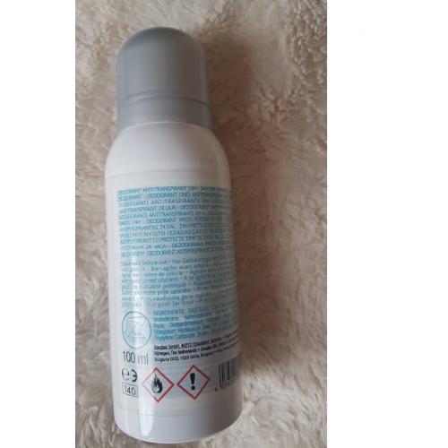 Douglas Collection Essential, Anti-Perspirant,Deodorant (Dezodorant w sprayu) - opinie | zdjęcie do recenzji od AgaB1998 - 2