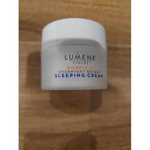 Lumene Valo [Light], Overnight Bright Vitamin C Sleeping Cream (Krem na noc z vitaminą C) - opinie | zdjęcie do recenzji od Lukrecja63 - 2