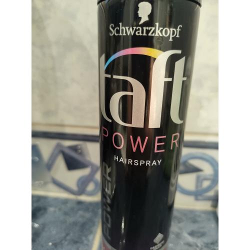 Schwarzkopf Taft Power, Cashmere Touch, Lakier do włosów suchych i zniszczonych - opinie | zdjęcie do recenzji od Ewunia20