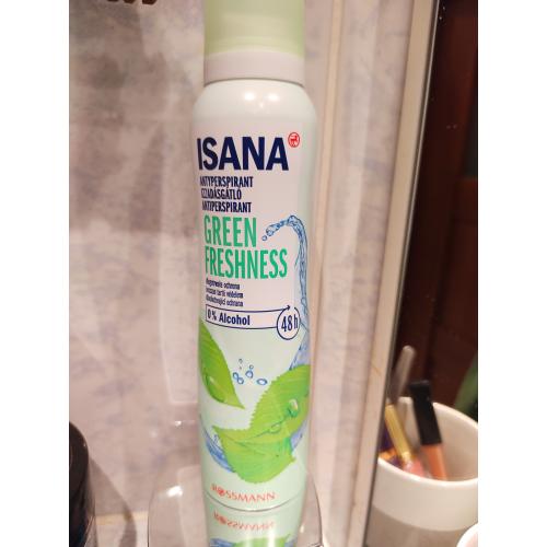 Isana Grüne Frische Anti-Transpirant Spray [Green Freshness] (Antyperspirant w sprayu `Zielona świeżość`) - opinie | zdjęcie do recenzji od Ewunia20