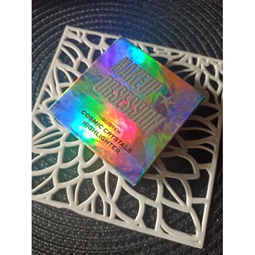 Makeup Obsession London Fade Cosmic Crystals Highlighter (Rozświetlacz do twarzy) - opinie | zdjęcie do recenzji od arwena22 - 1