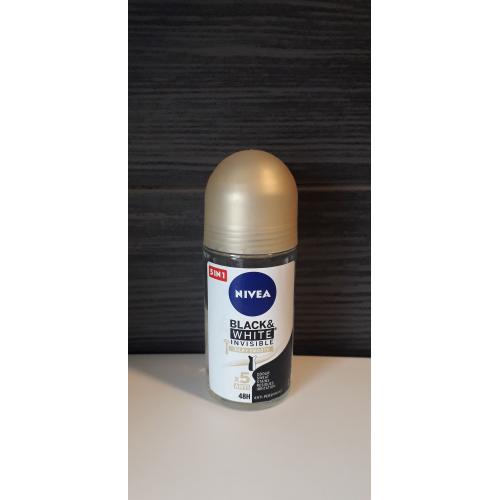 Nivea Black & White Invisible Silky Smooth, Antyperspirant  w kulce 48h - opinie | zdjęcie do recenzji od Mala_mi95