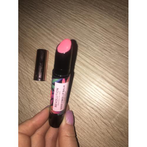 Revolution Beauty (Makeup Revolution) Good Vibes, Lip Balm with Cannabis Sativa (Balsam do ust) - opinie | zdjęcie do recenzji od kama_m1 - 1