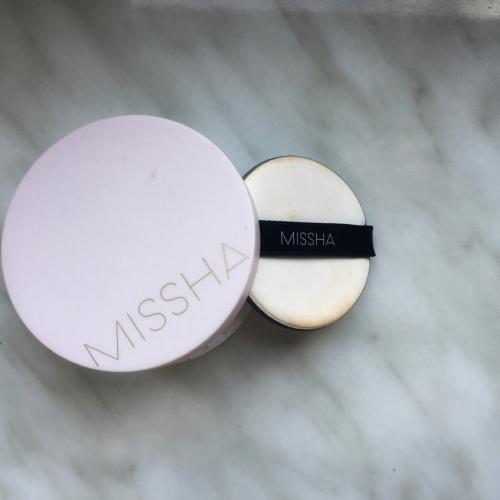 Missha M Magic Cushion Cover Lasting SPF50+/PA+++ (Podkład w poduszce z wymiennym wkładem) - opinie | zdjęcie do recenzji od Julia2018
