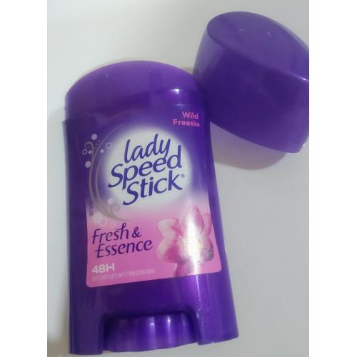 Lady Speed Stick Wild Freesia Stick 24H Protection Antyperspirant / Deodorant (Dezodorant antyperspiracyjny w sztyfcie) - opinie | zdjęcie do recenzji od Gogo145 - 3