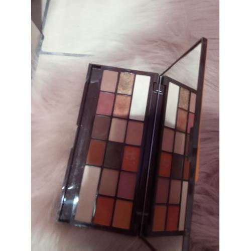 I Heart Revolution Orange Chocolate Shadow Palette (Paleta 16 cieni do powiek) - opinie | zdjęcie do recenzji od czerwonykapturek1992 - 1