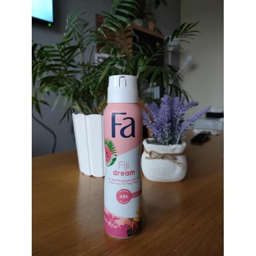 Fa Island Vibes, Fiji Dream, Anti-perspirant Spray (Antyperspirant odświeżający zapachowy w sprayu) - opinie | zdjęcie do recenzji od HappyLady95