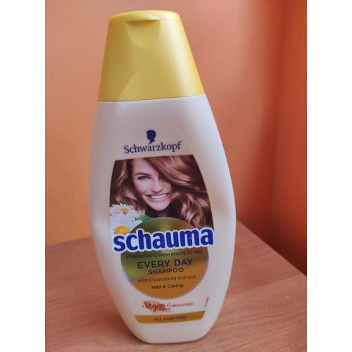 Schauma Every Day shampoo with Chamomile-Extract (Codzienny szampon z ekstraktem z rumianku) - opinie | zdjęcie do recenzji od Miliana23 - 1