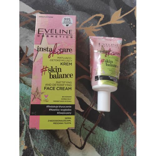 Eveline Cosmetics Insta Skin Care, Matująco-detoksykujący krem do twarzy - opinie | zdjęcie do recenzji od Edith14
