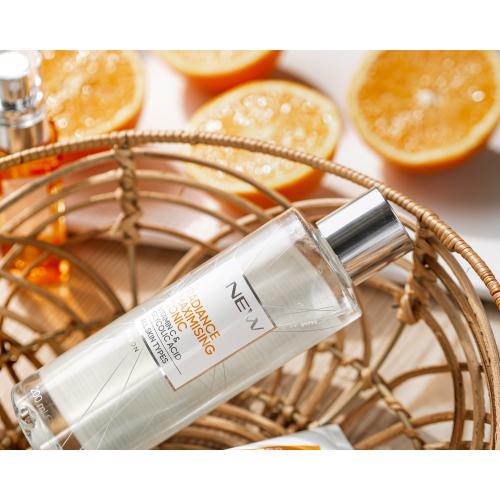 Avon Anew, Radiance Maximising Tonic (Rozświetlający tonik do twarzy) - opinie | zdjęcie do recenzji od FlyPati - 4