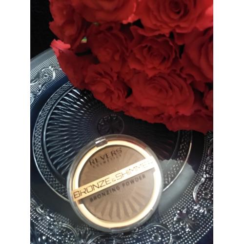 Revers Cosmetics Bronze & Shimmer, Bronzing Powder (Puder brązująco – rozświetlający) - opinie | zdjęcie do recenzji od Mojerecenzje - 1