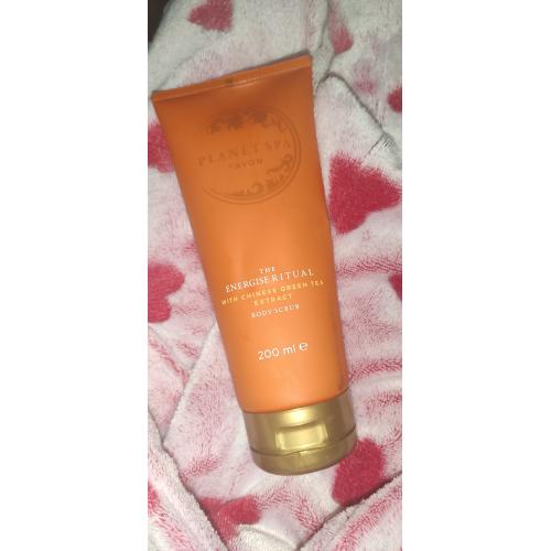Avon Planet Spa, The Energise Ritual with Chinese Green Tea, Body Scrub (Scrub do ciała z ekstraktem chińskiej zielonej herbaty) - opinie | zdjęcie do recenzji od joaska1992