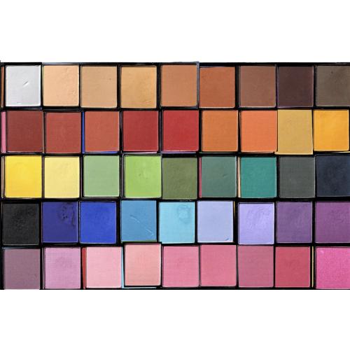 Revolution Beauty (Makeup Revolution) Maxi Reloaded Palette Monster Mattes (Paleta cieni) - opinie | zdjęcie do recenzji od caroline444