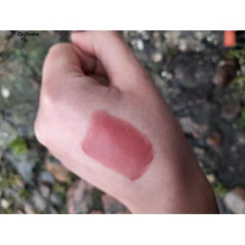 Oriflame OnColour, Luscious Chocolate  Lipstick (Pomadka do ust o zapachu czekolady) - opinie | zdjęcie do recenzji od Smerfeta83 - 3