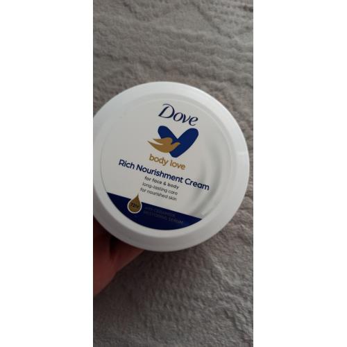 Dove Rich Nourishment Cream (Krem odżywczy do twarzy i ciała) - opinie | zdjęcie do recenzji od ciasteczkowapanna