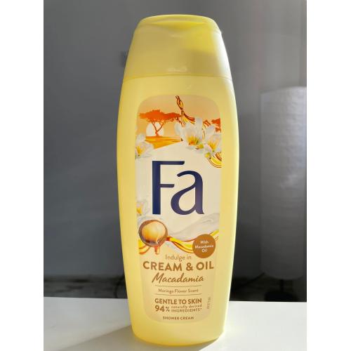 Fa Cream & Oil With Macadamia Oil (Kremowy żel pod prysznic z olejem macadamia) - opinie | zdjęcie do recenzji od AnastasiaP