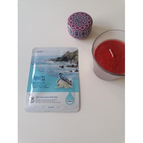 Esfolio Bird's Nest Essence Mask Sheet (Nawilżająco-regenerująca maska w płachcie z ekstraktem z ptasich gniazd) - opinie | zdjęcie do recenzji od blondeinbeauty