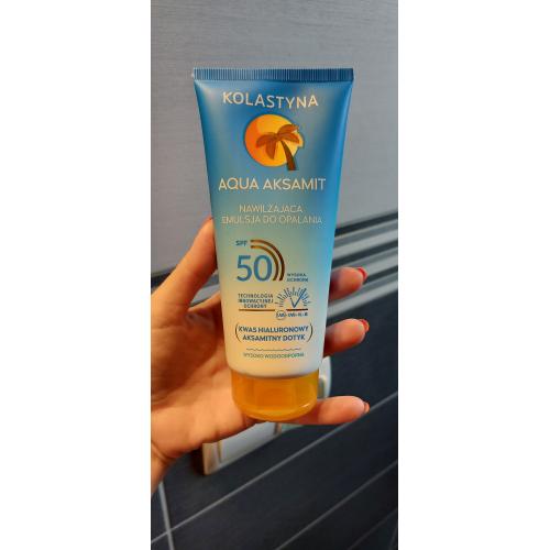Kolastyna Aqua Aksamit, Nawilżająca emulsja do opalania SPF50 - opinie | zdjęcie do recenzji od MartaSowka - 1