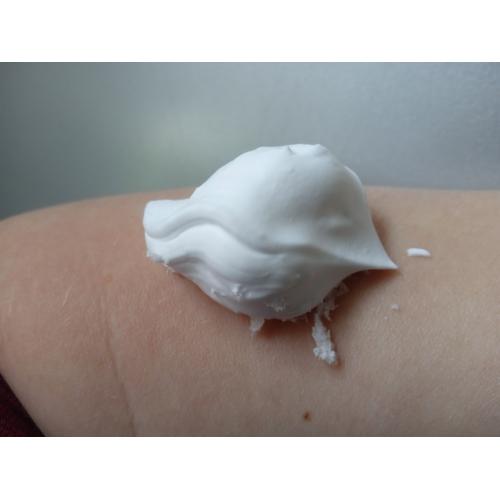 Nivea Men, Sensitive Pro, Ultra-Calming Shaving Foam (Pianka do golenia z olejem z konopi) - opinie | zdjęcie do recenzji od Moniula93 - 2