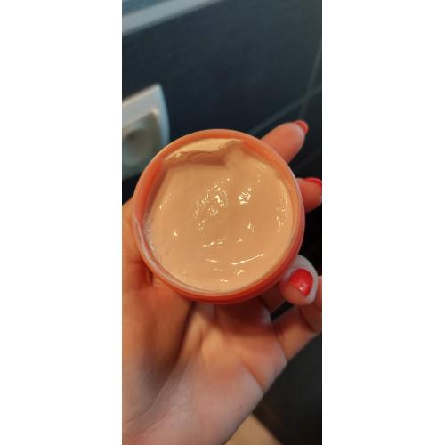 Natura Siberica Oblepikha C-berrica Professional, Glow Day Face Cream SPF 20 (Rozświetlający krem do twarzy z filtrem SPF 20 z witaminą C) - opinie | zdjęcie do recenzji od MartaSowka - 2