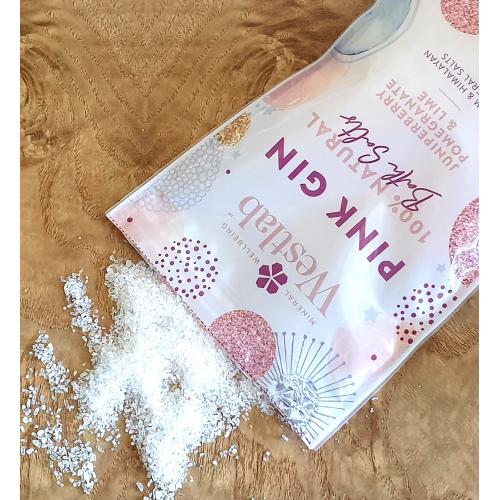 Westlab Pink Gin Bath Salts (Rewitalizująco-oczyszczająca sól do kąpieli `Owoc jałowca, granat i limonka`) - opinie | zdjęcie do recenzji od Iwona_C