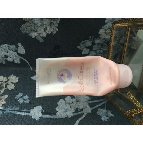 Oriflame Soft Caress, Nourishing Hand Cream (Odżywczy krem do rąk) - opinie | zdjęcie do recenzji od YOKO_7
