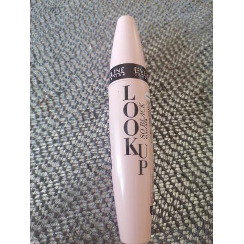Eveline Cosmetics Look Up So Black Mascara (Tusz do rzęs pogrubiająco-rozdzielający) - opinie | zdjęcie do recenzji od Gosiagos87 - 1