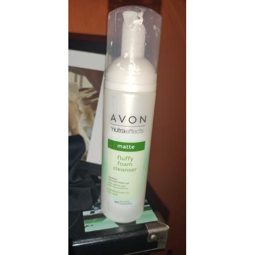 Avon Nutra Effects, Fluffy Foam Cleanser (Odświeżająca pianka do oczyszczania twarzy) - opinie | zdjęcie do recenzji od joaska1992