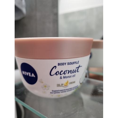 Nivea Body Souffle Coconut and Monoi Oil (Olejek w kremie, Suflet do ciała ` Kokos i olejek monoi`) - opinie | zdjęcie do recenzji od martynaq1995 - 1