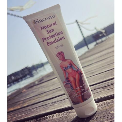 Nacomi Sunscreen Lotion SPF 30 (Emulsja do opalania) - opinie | zdjęcie do recenzji od fc6bbe57da52d8999f3cda6c9db2214ecf19a209_649380f1ee668 - 3