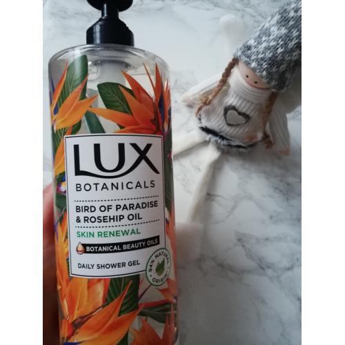 Lux Botanicals Bird of Paradise & Rosehip Oil Daily Shower Gel (Żel pod prysznic) - opinie | zdjęcie do recenzji od Tinaaa1987