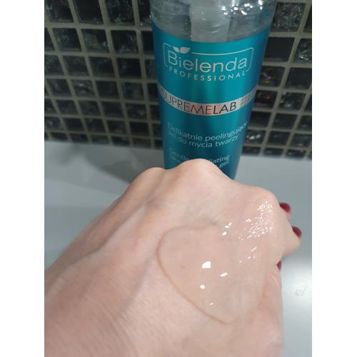 Bielenda Professional Acid Fusion 3.0, Gentle Face Gel Scrub (Delikatnie peelingujący żel do mycia twarzy) - opinie | zdjęcie do recenzji od mariolka74 - 1