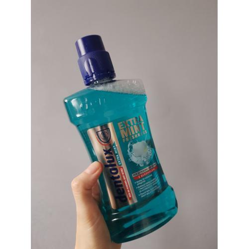 Dentalux Extra Mint Freshness Mouthwash (Płyn do płukania jamy ustnej z alkoholem) - opinie | zdjęcie do recenzji od Zoe_Zebra