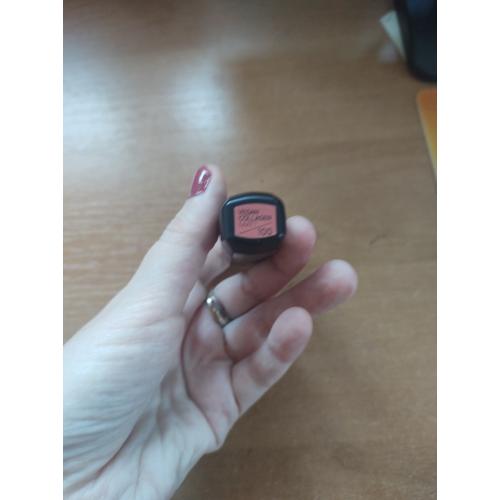 Catrice Vegan Collagen Matt Lipstick (Pomadka do ust) - opinie | zdjęcie do recenzji od Ioana95 - 2