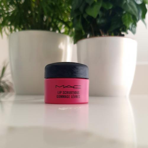 M.A.C. Lip Scrubtious (Peeling do ust) - opinie | zdjęcie do recenzji od Karolinakosmetyki - 2