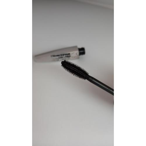 L'Oreal Paris Bambi Eye Extra Black False Lash (Intensywnie czarny wydłużająco-podkręcający tusz do rzęs) - opinie | zdjęcie do recenzji od Madeleine987 - 2