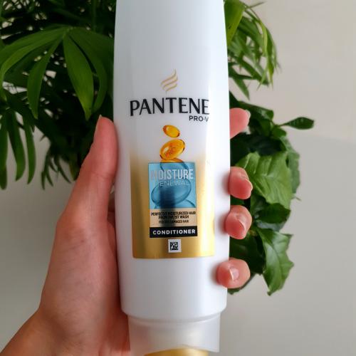Pantene Pro-V, Odnowa Nawilżenia, Odżywka do włosów suchych pozbawionych witalności (nowa wersja) - opinie | zdjęcie do recenzji od Karolinakosmetyki - 2