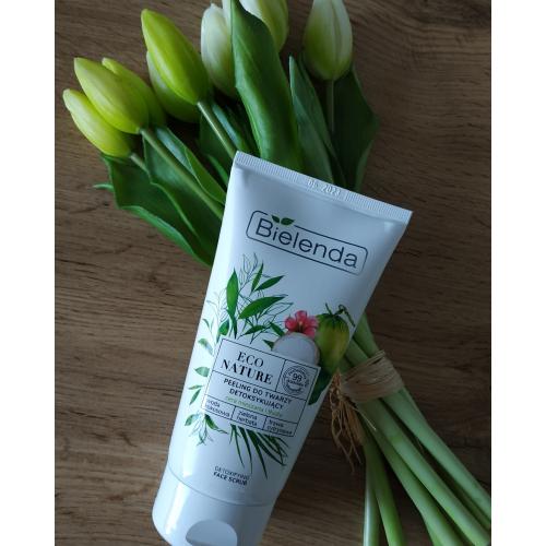 Bielenda Eco Nature, Peeling do twarzy detoksykujący `Woda kokosowa + zielona herbata + trawa cytrynowa` - opinie | zdjęcie do recenzji od eliza461