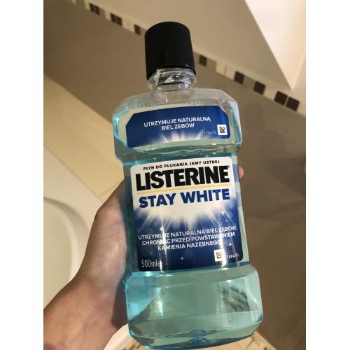 Listerine Stay White, Płyn do płukania jamy ustnej - opinie | zdjęcie do recenzji od Alicjabor