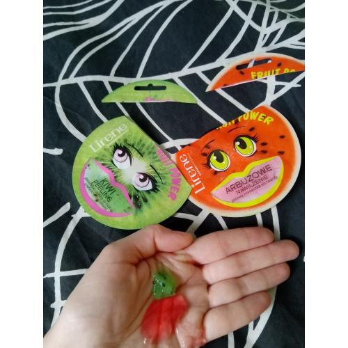 Lirene Dermoprogram Fruit Power, Złuszczający peeling do twarzy z naturalnymi pestkami `Kiwi` - opinie | zdjęcie do recenzji od Owocowysad - 3