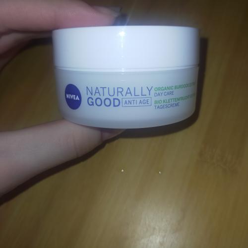Nivea Naturally Good, Anti Age, Przeciwzmarszczkowy krem na dzień z wyciągiem z organicznego owocu łopianu - opinie | zdjęcie do recenzji od 48cfe75c0201e6b35e7351c05adefbc8b571454f_661c6006a56c8 - 1