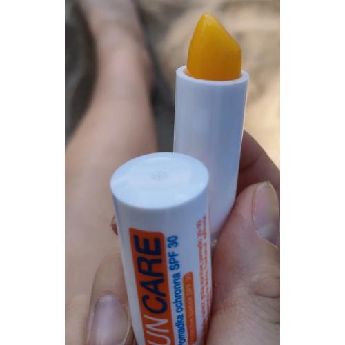 Floslek Sun Care, Pomadka ochronna SPF 30 - opinie | zdjęcie do recenzji od Martaj89 - 2